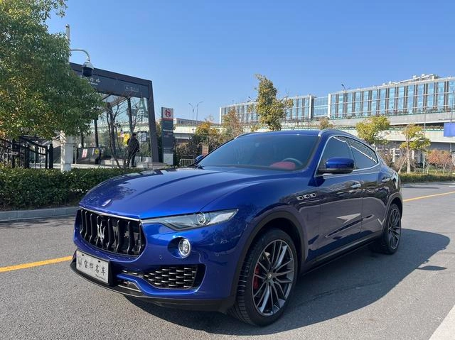 Levante 2019 3.0T 350Hp Standard Edition National V - Image 1