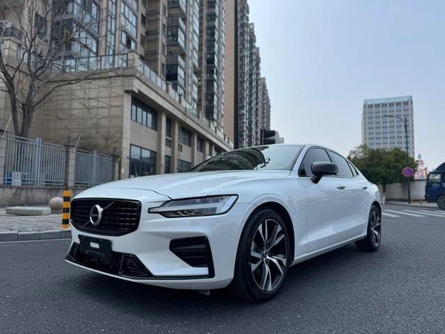 S60 2021 T4 Zhiyuan Sports Edition - Image 1