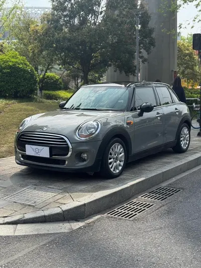 2 015 1.5T COOPER Fun Five-Door Edition