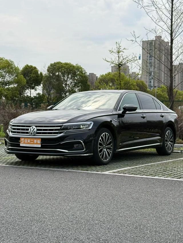 Hui Ang 2021 380TSI Deluxe Edition - Image 1