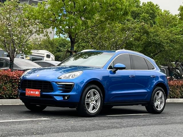 Macan 2014 Macan 2.0T - Image 1