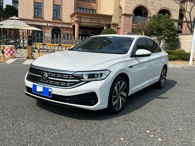 Sagitar 2023 300TSI DSG Excellence Edition