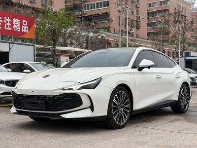 MG7 2023 2.0T versión de lujo de caza automática