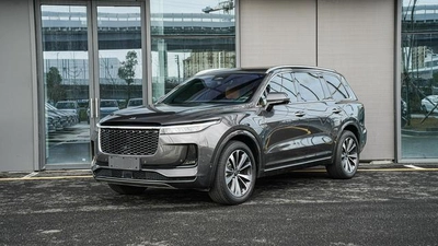 ONE 2021 extended 6-seat version