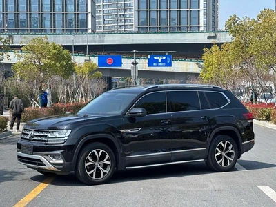 Teramont 2017 330TSI versión de lujo con tracción en dos ruedas