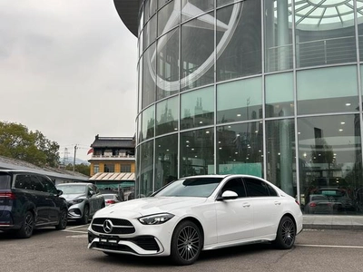 C-Class 2024 C 200 L versión deportiva