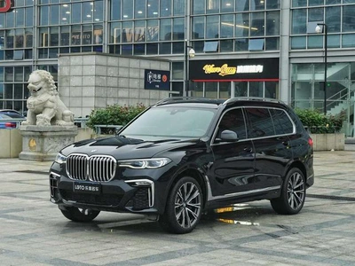 X7 2021 XDrive40i Эксклюзивный M спортивный комплект