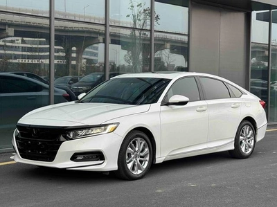 Accord 2018 260TURBO элитная версия страны VI