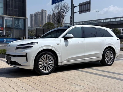 L90 2025 six-seat version Pro