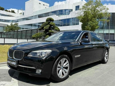 7 Series 2011 modelo 730Li elegante