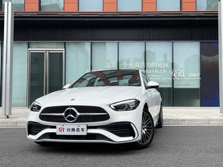 C-Class 2025 C 260 L versión deportiva