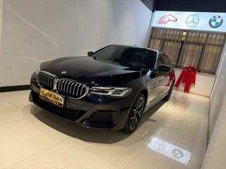 5 Series 2022 модифицированный 530Li эксклюзивный спортивный набор M
