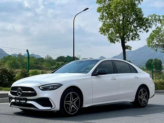 C-Class Modèle 2024 C 260 L, version Sport Noir Étoilé