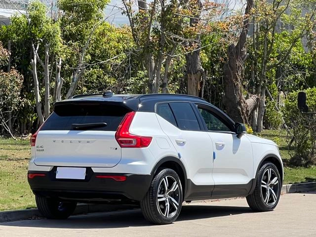 Volvo XC40 2021 T4 Four-wheel drive Zhiyuan Sports Edition exterior photo 2 Volvo XC40 2021 T4 Four-wheel drive Zhiyuan Sports Edition exterior photo 2