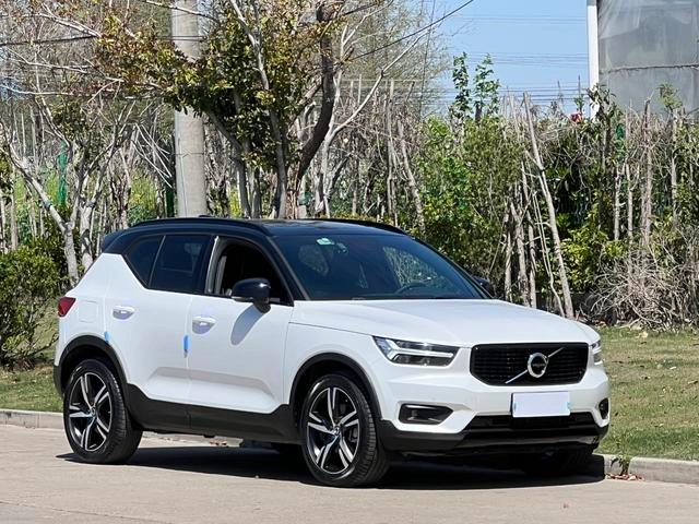 Volvo XC40 2021 T4 Four-wheel drive Zhiyuan Sports Edition exterior photo 3 Volvo XC40 2021 T4 Four-wheel drive Zhiyuan Sports Edition exterior photo 3