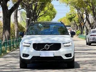 Volvo XC40 2021 T4 Four-wheel drive Zhiyuan Sports Edition exterior photo 9 Volvo XC40 2021 T4 Four-wheel drive Zhiyuan Sports Edition exterior photo 9