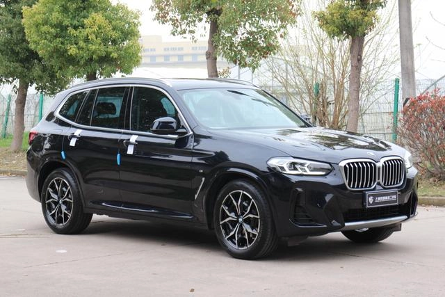 BMW X3 2022 xDrive25i M Sports suit exterior photo 3 BMW X3 2022 xDrive25i M Sports suit exterior photo 3