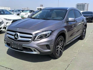 Mercedes-Benz GLA 2015 GLA 200 Estilo de moda