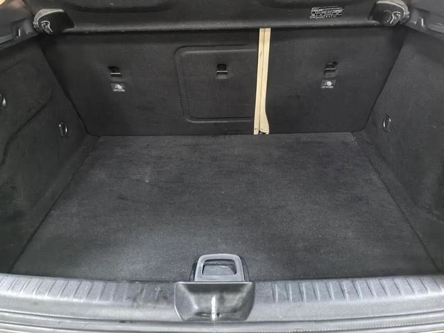 Mercedes-Benz GLA 2015 GLA 200 Fashionable interior photo 13 Mercedes-Benz GLA 2015 GLA 200 Fashionable interior photo 13