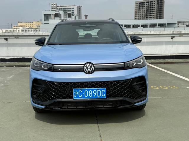 Volkswagen Tiguan L 2024 Pro 330TSI Two-wheel drive R-Line Intelligent Supreme Edition exterior photo 2 Volkswagen Tiguan L 2024 Pro 330TSI Two-wheel drive R-Line Intelligent Supreme Edition exterior photo 2
