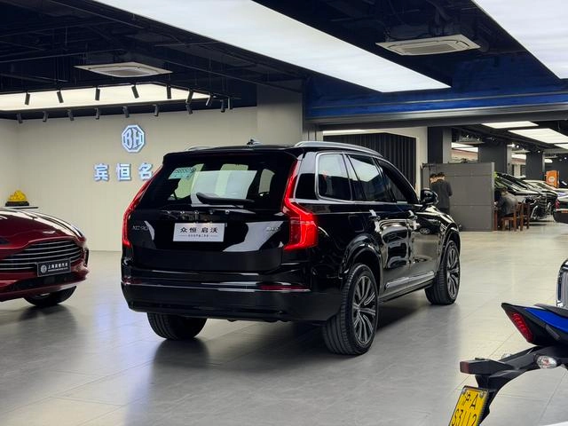 Volvo XC90 2024 B6 Edición Zhiyi Deluxe 7 Asiento exterior foto 7 Volvo XC90 2024 B6 Edición Zhiyi Deluxe 7 Asiento exterior foto 7