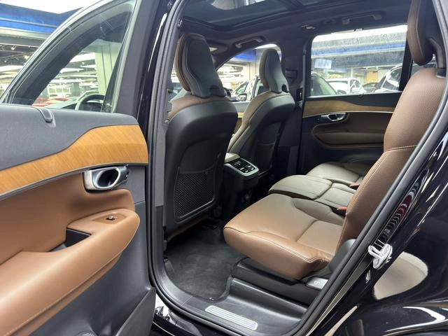 Volvo XC90 2024 B6 Edición Zhiyi Deluxe 7 Asiento interior foto 17 Volvo XC90 2024 B6 Edición Zhiyi Deluxe 7 Asiento interior foto 17