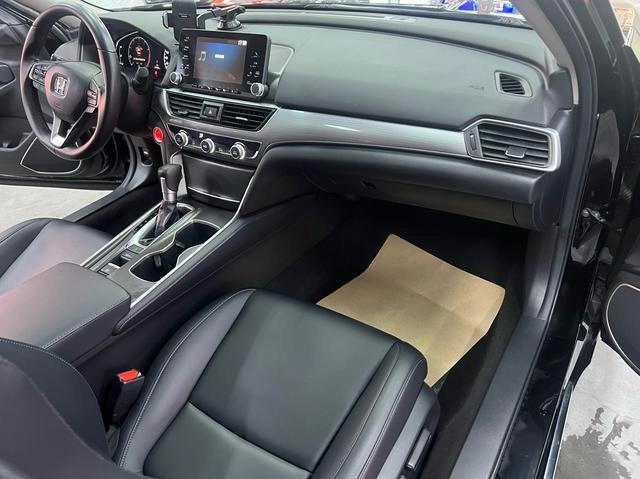 Honda Accord 2018 260TURBO Edición de lujo País VI interior foto 10
