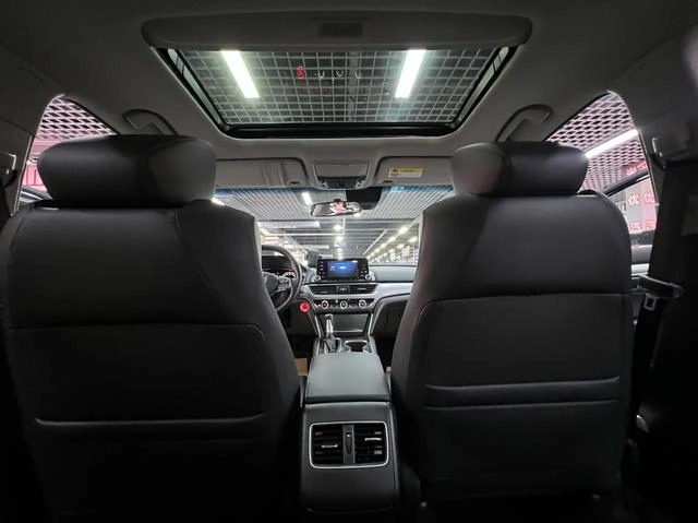 Honda Accord 2018 260TURBO Edición de lujo País VI interior foto 11