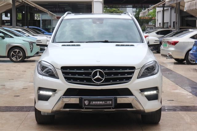 Mercedes-Benz M-Class 2014 ML 320 4MATIC exterior photo 2 Mercedes-Benz M-Class 2014 ML 320 4MATIC exterior photo 2