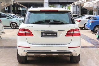 Mercedes-Benz M-Class 2014 ML 320 4MATIC interior photo 13 Mercedes-Benz M-Class 2014 ML 320 4MATIC interior photo 13