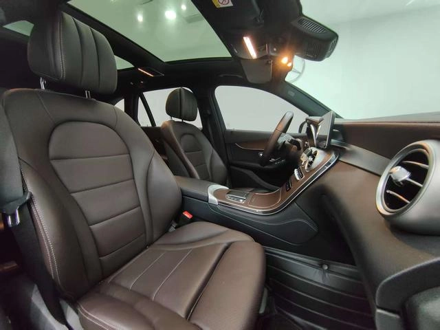 Mercedes-Benz GLC 2021 GLC 300 L 4MATIC Dynamic interior photo 16 Mercedes-Benz GLC 2021 GLC 300 L 4MATIC Dynamic interior photo 16