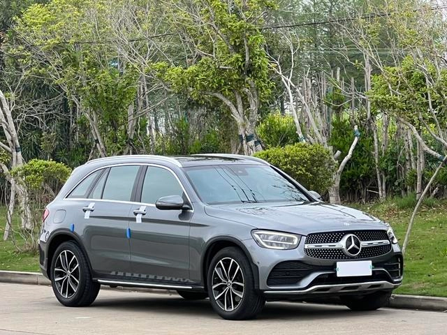 Mercedes-Benz GLC 2021 GLC 300 L 4MATIC Dynamic exterior photo 3 Mercedes-Benz GLC 2021 GLC 300 L 4MATIC Dynamic exterior photo 3