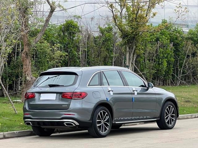 Mercedes-Benz GLC 2021 GLC 300 L 4MATIC Dynamic exterior photo 4 Mercedes-Benz GLC 2021 GLC 300 L 4MATIC Dynamic exterior photo 4