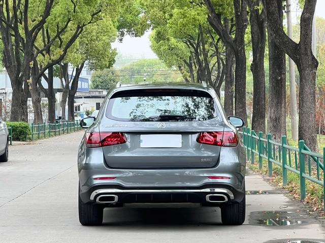 Mercedes-Benz GLC 2021 GLC 300 L 4MATIC Dynamic exterior photo 5 Mercedes-Benz GLC 2021 GLC 300 L 4MATIC Dynamic exterior photo 5