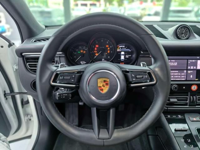 Porsche Macan 2023 Macan 2.0T interior foto 9