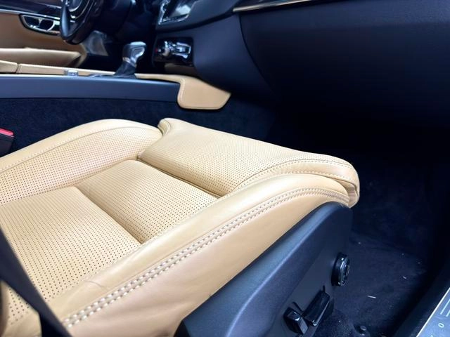 Volvo XC90 2015 T6 Version de la sagesse 7 Siège intérieur photo 13 Volvo XC90 2015 T6 Version de la sagesse 7 Siège intérieur photo 13
