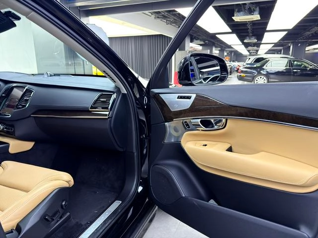 Volvo XC90 2015 T6 Version de la sagesse 7 Siège intérieur photo 16 Volvo XC90 2015 T6 Version de la sagesse 7 Siège intérieur photo 16