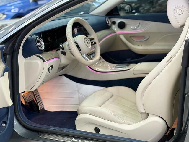 Mercedes-Benz E-Class (Imported) 2023 E 260 Coupé extérieur photo 9 Mercedes-Benz E-Class (Imported) 2023 E 260 Coupé extérieur photo 9