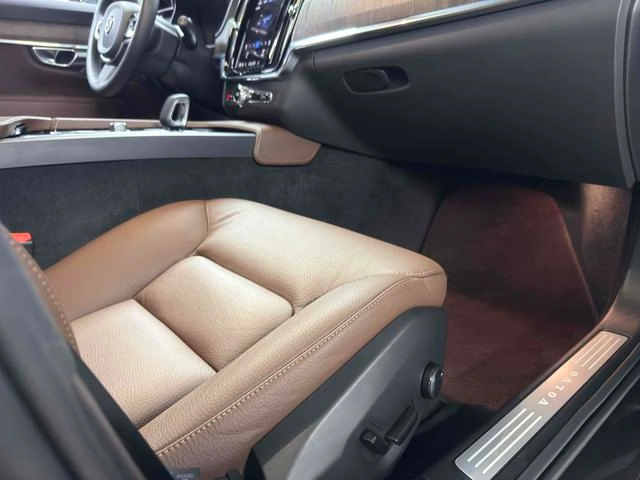 Volvo V90 2024 Cross Country B5 AWD Version Zhiyuan extérieur photo 9 Volvo V90 2024 Cross Country B5 AWD Version Zhiyuan extérieur photo 9