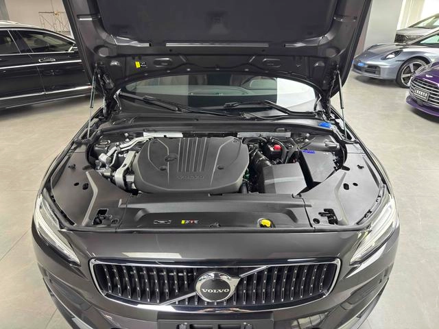 Volvo V90 2024 Cross Country B5 AWD Version Zhiyuan intérieur photo 14 Volvo V90 2024 Cross Country B5 AWD Version Zhiyuan intérieur photo 14