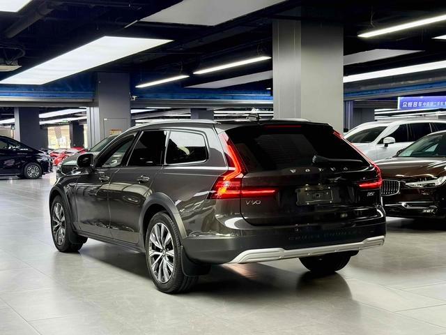 Volvo V90 2024 Cross Country B5 AWD Version Zhiyuan intérieur photo 16 Volvo V90 2024 Cross Country B5 AWD Version Zhiyuan intérieur photo 16