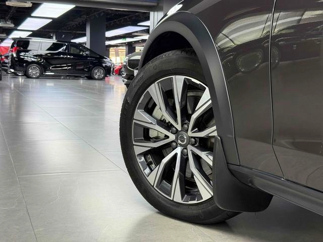 Volvo V90 2024 Cross Country B5 AWD Version Zhiyuan intérieur photo 17 Volvo V90 2024 Cross Country B5 AWD Version Zhiyuan intérieur photo 17