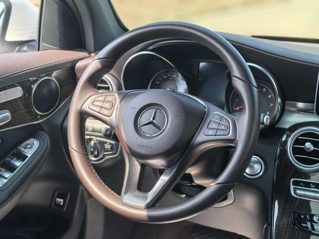 Mercedes-Benz GLC 2019 GLC 260 L 4MATIC Luxury type interior photo 10 Mercedes-Benz GLC 2019 GLC 260 L 4MATIC Luxury type interior photo 10