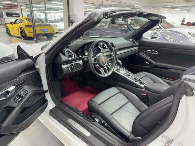 Porsche 718 2016 Boxster 2.0T exterior photo 4 Porsche 718 2016 Boxster 2.0T exterior photo 4