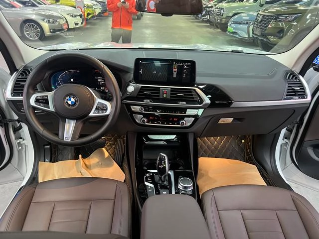 BMW X3 2020 xDrive25i M Sports suit exterior photo 8 BMW X3 2020 xDrive25i M Sports suit exterior photo 8