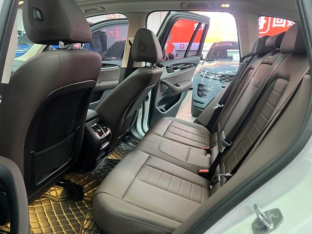 BMW X3 2020 xDrive25i M Sports suit interior photo 14 BMW X3 2020 xDrive25i M Sports suit interior photo 14