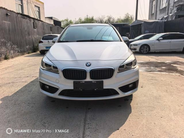 BMW 2 Series Touring 2016 218i Ensemble de conception de mouvement extérieur photo 2 BMW 2 Series Touring 2016 218i Ensemble de conception de mouvement extérieur photo 2