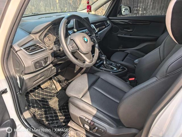 BMW 2 Series Touring 2016 218i Ensemble de conception de mouvement intérieur photo 6 BMW 2 Series Touring 2016 218i Ensemble de conception de mouvement intérieur photo 6