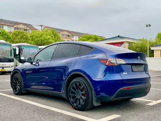 Tesla Model Y 2021 Long endurance all-wheel drive version exterior photo 7