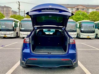 Tesla Model Y 2021 Long endurance all-wheel drive version interior photo 16